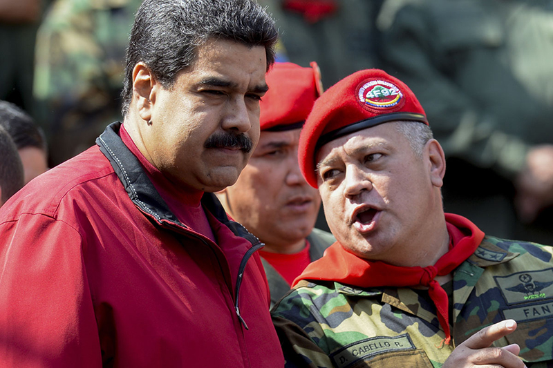 Cabello y Maduro