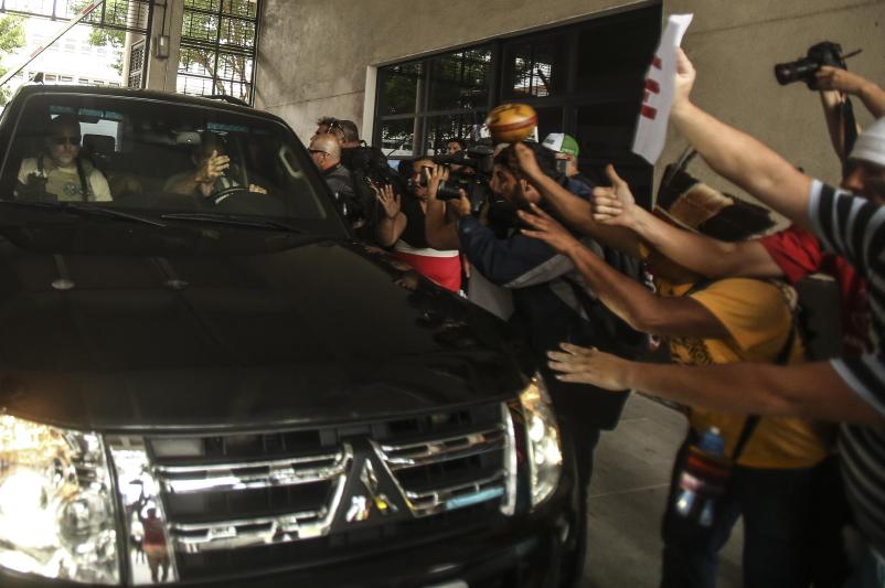 CAPTURA DE EXGOBERNADOR DE RÍO POR CORRUPCIÓN TENSA CLIMA POLÍTICO EN BRASIL