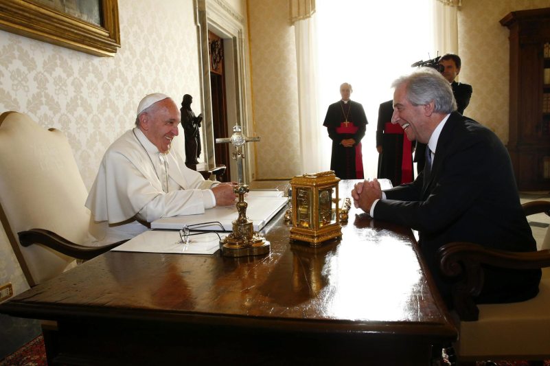 El Papa Francisco recibe en audiencia al presidente de Uruguay tabaré Vázquez