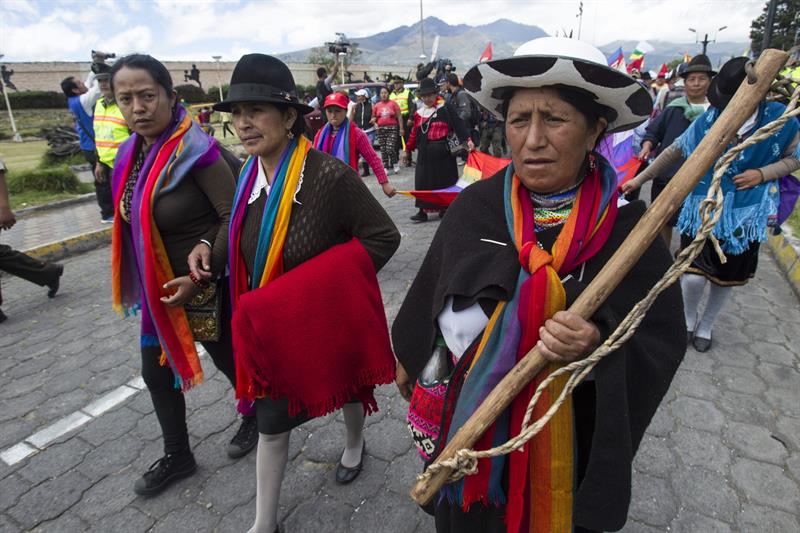 ecuador-marcha-indigenas