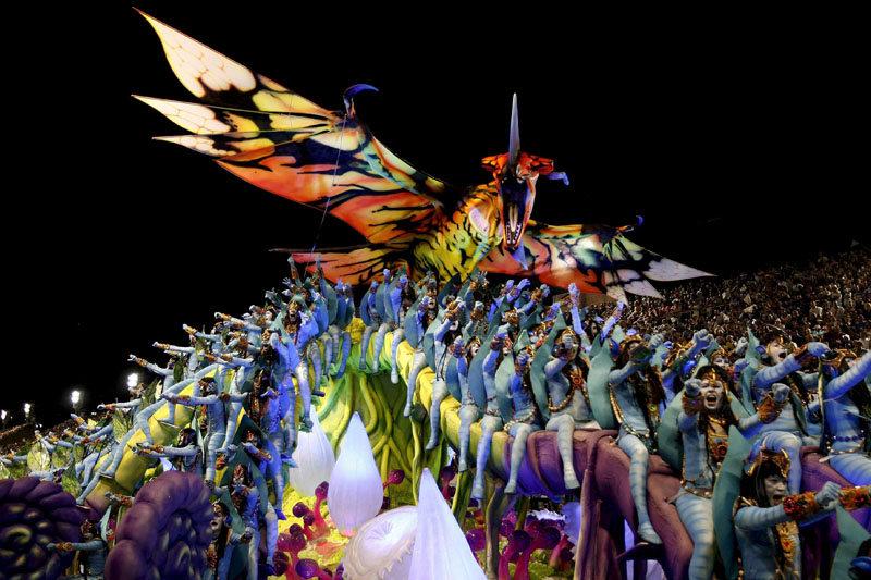 BRA36. RIO DE JANEIRO (BRASIL), 07/03/2011.- La escuela de samba Unidos da Tijuca participa en el desfile de hoy, en el sambódromo de Río de Janeiro (Brasil), durante el tradicional Carnaval de Río 2011. EFE/MARCELO SAYAO