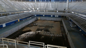 La piscina del centro acuático vacía