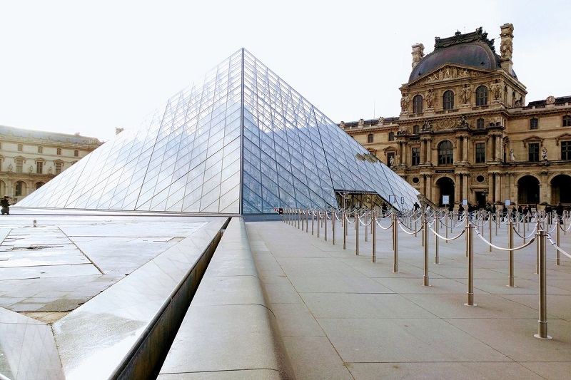 terrorismo louvre