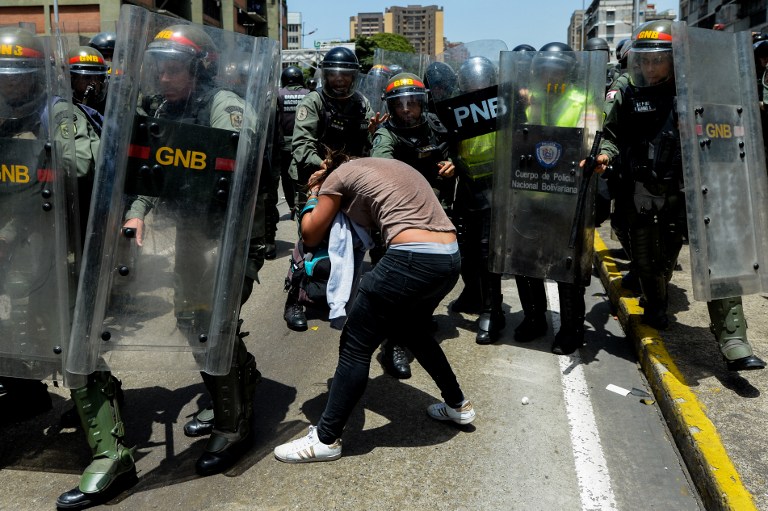 AFP PHOTO / FEDERICO PARRA