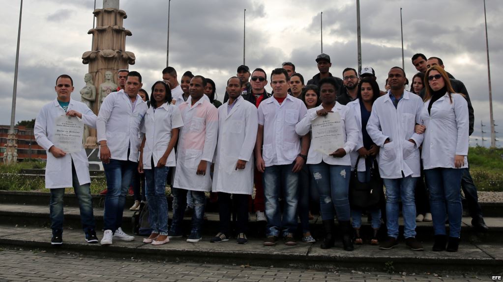 Médicos cubanos de Vzla