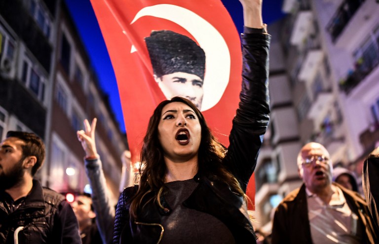 AFP PHOTO / BULENT KILIC