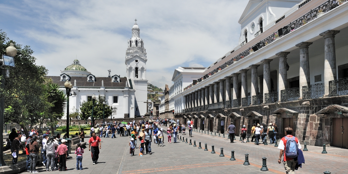 ecuador-rafael-correa-1200x600