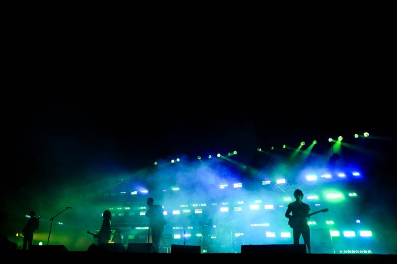 La banda The Strokes se presenta en concierto en el Festival Lollapalooza en el autódromo Interlagos de Sao Paulo (Brasil). EFE