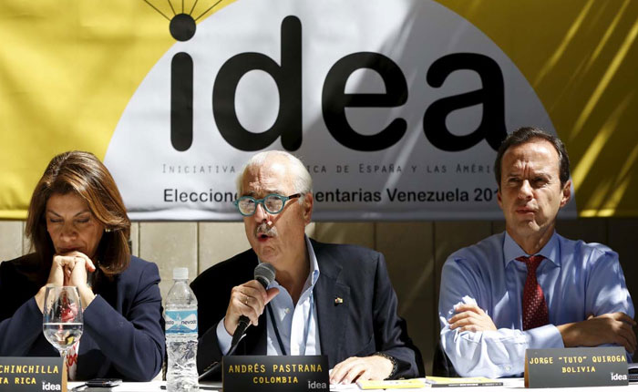 IDEA durante su visita a Venezuela