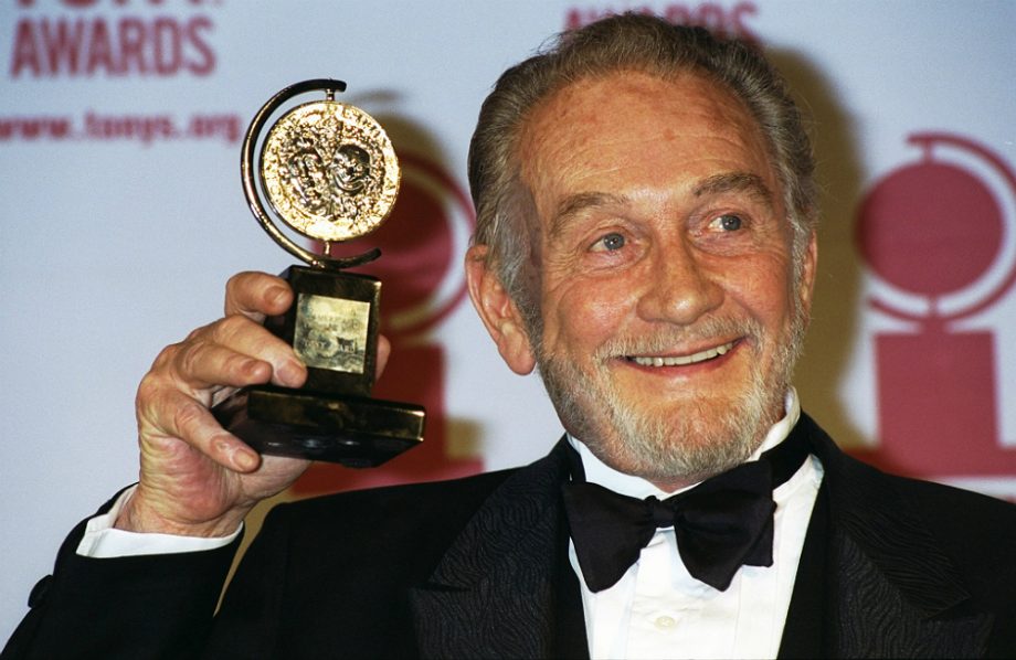 Roy Dotrice 1